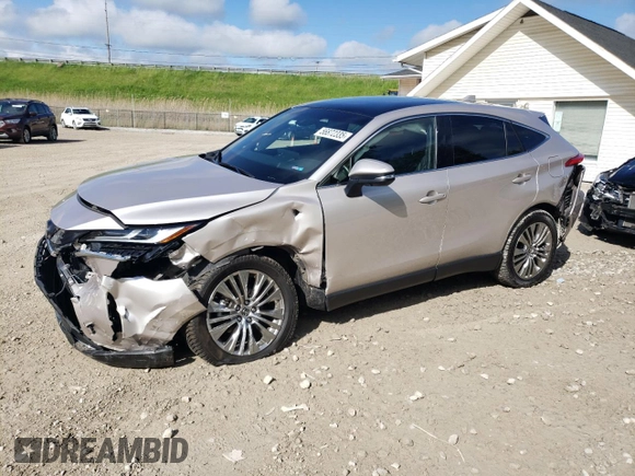 2023 Toyota Venza LE z VIN JTEAAAAH5PJ120498, wystawiony jako Copart lot #56872335 z przebiegiem 36 847 mil mil oraz Szkoda całkowita • Salvage title. Historia ofert i sprzedaży dostępna na DreamBid. Obrazek 1.