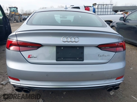 2019 Audi S5 Sportback Prestige z VIN WAUC4CF55KA011706, wystawiony jako IAAI lot #40804401 z przebiegiem 103 817 mil mil oraz . Historia ofert i sprzedaży dostępna na DreamBid. Obrazek 16.
