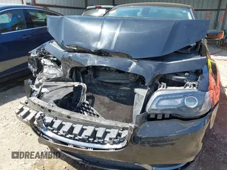 2019 Chrysler 300 Touring with VIN 2C3CCAAG8KH614299, listed as a IAAI auction lot 42008835 with 86,600 mi miles and . Bid and sale history available at DreamBid. Image 6.