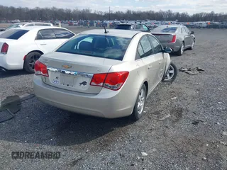 2014 Chevrolet Cruze 1LT with VIN 1G1PC5SB1E7193493, listed as a IAAI auction lot 41890338 with 82,515 mi miles and . Bid and sale history available at DreamBid. Image 4.