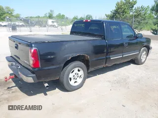 2005 Chevrolet Silverado 1500 LS with VIN 2GCEC19T851227917, listed as a IAAI auction lot 42535745 with 206,592 mi miles and . Bid and sale history available at DreamBid. Image 4.