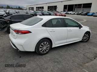 2021 Toyota Corolla LE with VIN 5YFEPMAE3MP212325, listed as a Copart auction lot 52352615 with 112,834 mi miles and Clean Title. Bid and sale history available at carsss.com. Image 3.