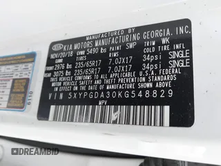 2019 Kia Sorento LX with VIN 5XYPGDA30KG548829, listed as a IAAI auction lot 41560273 with 72,923 mi miles. Bid and sale history available at carsss.com. Image 9.