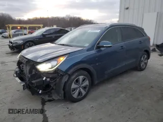 2019 Kia Niro Touring with VIN KNDCE3LC7K5321433, listed as a Copart auction lot 88004415 with 104,435 mi miles and Salvage Title. Bid and sale history available at carsss.com. Image 1.