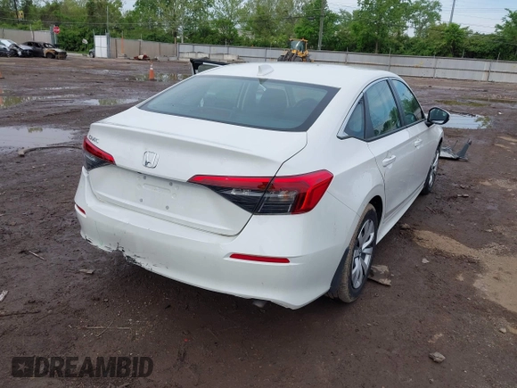 2024 Honda Civic LX z VIN 2HGFE2F20RH523593, wystawiony jako IAAI lot #42213468 z przebiegiem 13 561 mil mil oraz . Historia ofert i sprzedaży dostępna na DreamBid. Obrazek 4.