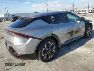 2022 Kia EV6 Wind with VIN KNDC34LA9N5047537, listed as a Copart auction lot 88751725 with 60,966 mi miles and Salvage Title. Bid and sale history available at carsss.com. Image 3.