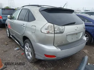 2006 Lexus RX 330 with VIN 2T2HA31U56C095331, listed as a IAAI auction lot 42035733 with 198,878 mi miles and . Bid and sale history available at carsss.com. Image 3.