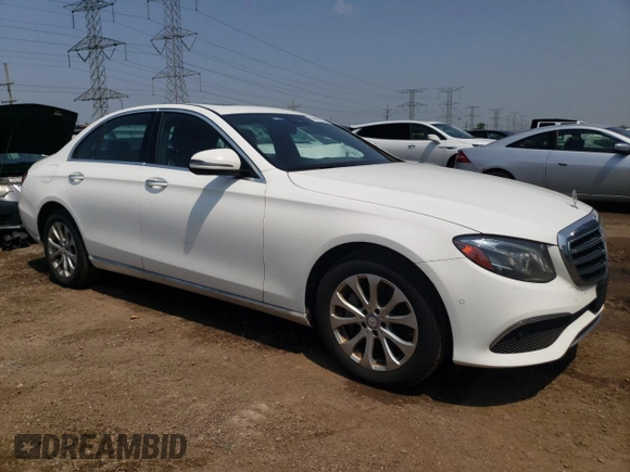 2017 Mercedes-Benz E 300 Luxury z VIN WDDZF4KB7HA136889, wystawiony jako Copart lot #59895895 z przebiegiem 151 240 mil mil oraz Czysty tytuł • Clean title. Historia ofert i sprzedaży dostępna na DreamBid. Obrazek 4.