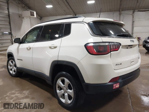 2018 Jeep Compass Latitude z VIN 3C4NJDBB7JT455568, wystawiony jako IAAI lot #41790361 z przebiegiem 47 646 mil mil oraz . Historia ofert i sprzedaży dostępna na DreamBid. Obrazek 3.