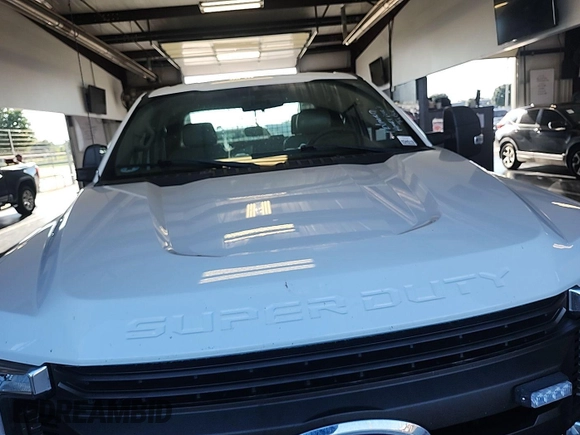 2019 Ford F-250 XL with VIN 1FT7X2B62KEE27421, listed as a IAAI auction lot 42875164 with 143,483 mi miles and . Bid and sale history available at DreamBid. Image 28.