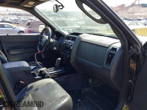 2009 Ford Escape Limited с VIN 1FMCU94G09KC03481, выставлен на аукционе IAAI как лот 42126118 с пробегом 167 446 миль миль и . История ставок и продаж доступна на DreamBid. Изображение 5.