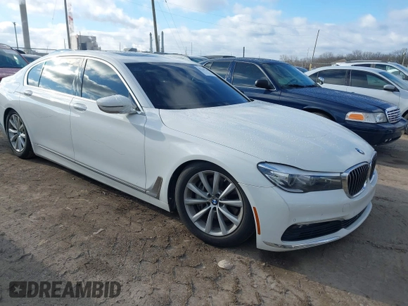 2018 BMW 7 Series 740i with VIN WBA7E2C50JG742505, listed as a IAAI auction lot 41238238 with 111,901 mi miles. Bid and sale history available at carsss.com. Image 1.