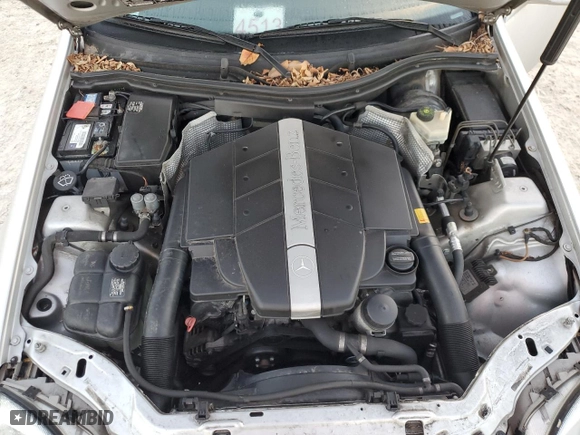 2001 Mercedes-Benz SLK-Class with VIN WDBKK65F31F230678, listed as a Copart auction lot 84119664 with 94,941 mi miles and Salvage Title. Bid and sale history available at carsss.com. Image 12.