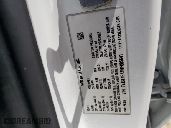 2021 Tesla Model 3 Standard Range Plus z VIN 5YJ3E1EA3MF085641, wystawiony jako Copart lot #56849295 z przebiegiem 123 350 mil mil oraz Tytuł czysty. Historia ofert i sprzedaży dostępna na DreamBid. Obrazek 12.
