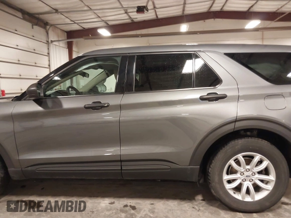2021 Ford Explorer with VIN 1FMSK8BH0MGC06190, listed as a IAAI auction lot 41419917 with 100,614 mi miles. Bid and sale history available at carsss.com. Image 14.