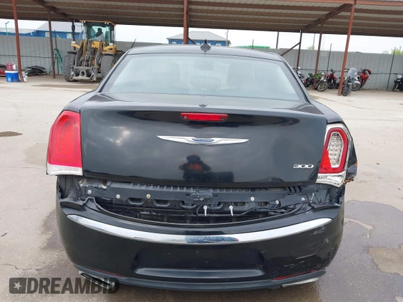 2016 Chrysler 300 Limited with VIN 2C3CCAAG7GH219523, listed as a IAAI auction lot 41932271 with 158,082 mi miles. Bid and sale history available at carsss.com. Image 16.