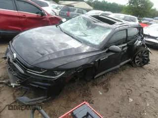 2019 Volkswagen Arteon SEL R-Line z VIN WVWSR7AN5KE006772, wystawiony jako IAAI lot #42353502 z przebiegiem Nie podano mil oraz . Historia ofert i sprzedaży dostępna na DreamBid. Obrazek 2.