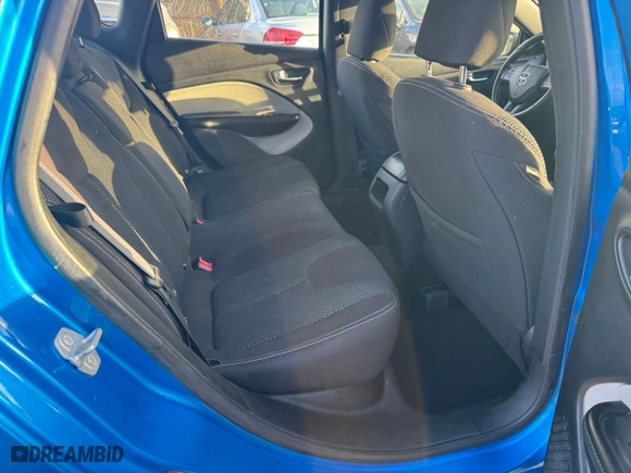 2015 Dodge Dart SXT with VIN 1C3CDFBB9FD201372, listed as a Copart auction lot 50666185 with 116,694 mi miles and Clean Title. Bid and sale history available at carsss.com. Image 6.