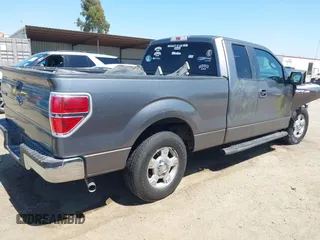 2013 Ford F-150 XL z VIN 1FTEX1CM1DFC12866, wystawiony jako IAAI lot #42609926 z przebiegiem 316 081 mil mil oraz . Historia ofert i sprzedaży dostępna na DreamBid. Obrazek 4.