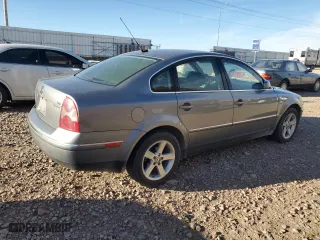 2004 Volkswagen Passat Sedan GLX with VIN WVWTH63B04P149544, listed as a Copart auction lot 78011744 with 182,040 mi miles and Clean Title. Bid and sale history available at carsss.com. Image 3.