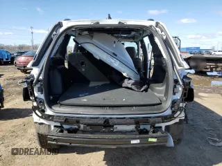 2024 Jeep Grand Cherokee Laredo z VIN 1C4RJHAG5RC205825, wystawiony jako Copart lot #51694745 z przebiegiem Nie podano mil oraz Szkoda całkowita • Salvage title. Historia ofert i sprzedaży dostępna na DreamBid. Obrazek 6.