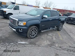 2019 GMC Canyon 4WD Denali with VIN 1GTG6EENXK1321734, listed as a IAAI auction lot 41491402 with 60,026 mi miles. Bid and sale history available at carsss.com. Image 18.