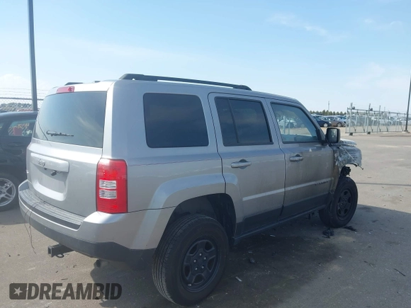 2017 Jeep Patriot Sport SE z VIN 1C4NJRBB9HD194618, wystawiony jako IAAI lot #42006360 z przebiegiem Nie podano mil oraz . Historia ofert i sprzedaży dostępna na DreamBid. Obrazek 4.