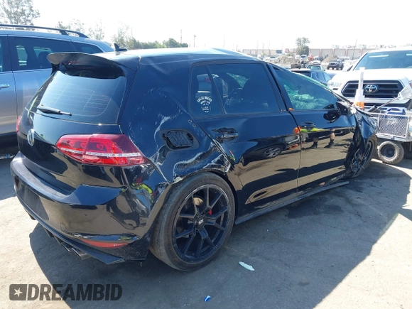 2017 Volkswagen GTI S с VIN 3VW4T7AU3HM069158, выставлен на аукционе IAAI как лот 42298957 с пробегом 53 433 миль миль и . История ставок и продаж доступна на DreamBid. Изображение 4.