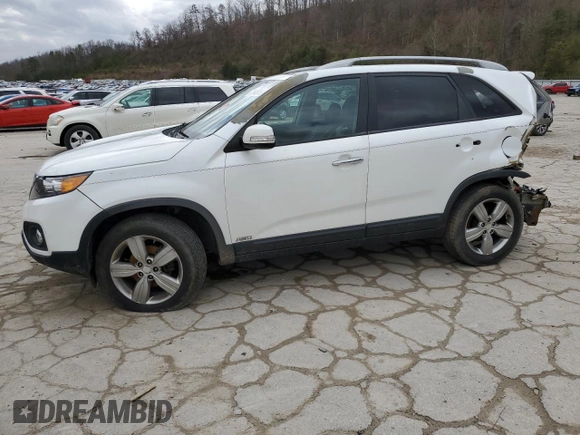2013 Kia Sorento EX with VIN 5XYKUDA27DG356207, listed as a Copart auction lot 47642815 with 196,098 mi miles and Salvage Title. Bid and sale history available at carsss.com. Image 1.