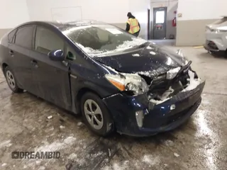 2015 Toyota Prius Four z VIN JTDKN3DU0F0474984, wystawiony jako IAAI lot #41385984 z przebiegiem 107 206 mil mil oraz . Historia ofert i sprzedaży dostępna na DreamBid. Obrazek 1.