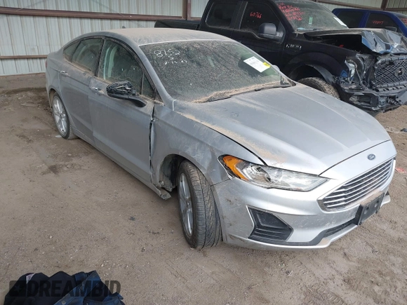 2019 Ford Fusion SE with VIN 3FA6P0HD8KR186392, listed as a IAAI auction lot 41884740 with 64,663 mi miles. Bid and sale history available at carsss.com. Image 1.