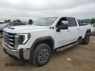 2024 GMC Sierra 2500HD SLT with VIN 1GT49NEY8RF290923, listed as a Copart auction lot 55071385 with 58,369 mi miles and Salvage title. Bid and sale history available at DreamBid. Image 1.