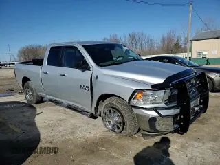 2018 Ram 1500 SLT z VIN 1C6RR6GG1JS206007, wystawiony jako Copart lot #50151835 z przebiegiem 118 194 mil mil oraz Szkoda całkowita • Salvage title. Historia ofert i sprzedaży dostępna na DreamBid. Obrazek 10.