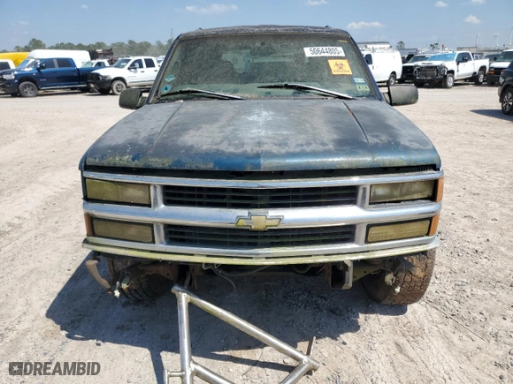 1997 Chevrolet Tahoe with VIN 3GNEK18R2VG131661, listed as a Copart auction lot 50644805 with 0 mi miles and Clean Title. Bid and sale history available at carsss.com. Image 5.