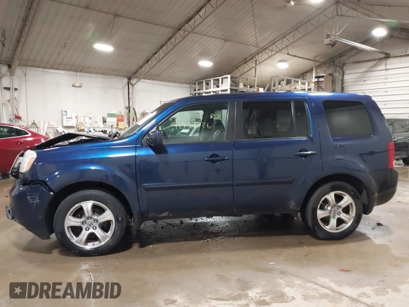 2015 Honda Pilot EX-L with VIN 5FNYF4H50FB040162, listed as a IAAI auction lot 41732726 with 149,003 mi miles and . Bid and sale history available at carsss.com. Image 14.