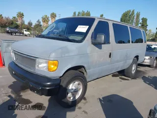 2003 Ford Econoline Passenger XL with VIN 1FBSS31L03HA89902, listed as a IAAI auction lot 42139053 with 308,647 mi miles. Bid and sale history available at carsss.com. Image 2.