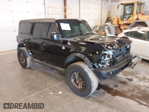 2022 Ford Bronco with VIN 1FMDE5DH0NLB06451, listed as a IAAI auction lot 42060509 with 55,624 mi miles and . Bid and sale history available at DreamBid. Image 1.