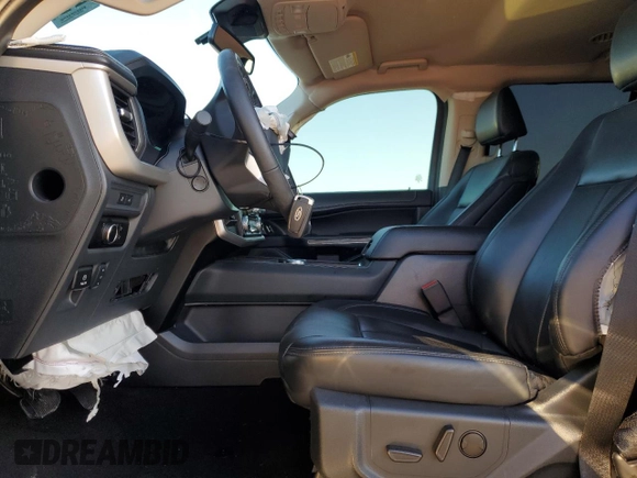2024 Ford Expedition Max XLT with VIN 1FMJK1H81REA20820, listed as a Copart auction lot 51779985 with 21,564 mi miles and Clean title. Bid and sale history available at DreamBid. Image 7.