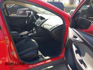 2014 Ford Focus SE with VIN 1FADP3F2XEL164830, listed as a IAAI auction lot 42073107 with 164,519 mi miles. Bid and sale history available at carsss.com. Image 5.