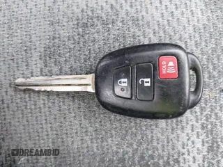 2014 Toyota Prius One z VIN JTDKDTB33E1559405, wystawiony jako IAAI lot #42499928 z przebiegiem 182 388 mil mil oraz . Historia ofert i sprzedaży dostępna na DreamBid. Obrazek 11.