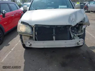 2003 Toyota Highlander with VIN JTEHF21A330105555, listed as a IAAI auction lot 41802341 with 133,872 mi miles. Bid and sale history available at carsss.com. Image 6.