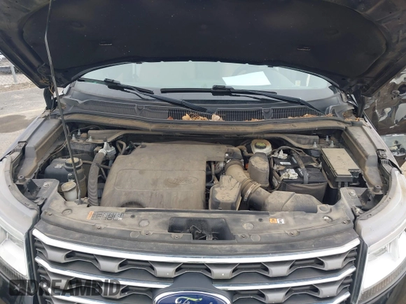 2016 Ford Explorer with VIN 1FM5K8B82GGD28115, listed as a IAAI auction lot 41971767 with 104,420 mi miles and . Bid and sale history available at carsss.com. Image 10.