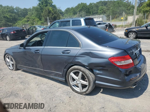 2011 Mercedes-Benz C 300 Sport z VIN WDDGF8BB2BR167037, wystawiony jako Copart lot #59541975 z przebiegiem 184 858 mil mil oraz Szkoda całkowita • Salvage title. Historia ofert i sprzedaży dostępna na DreamBid. Obrazek 2.