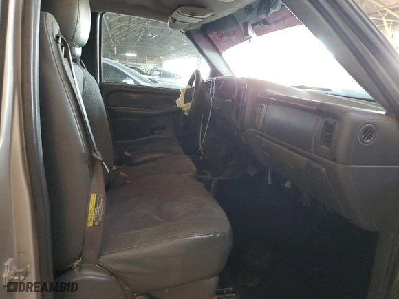 2006 Chevrolet Silverado 1500 Work Truck with VIN 3GCEC14V06G137520, listed as a Copart auction lot 42435345 with 352,386 mi miles and Salvage Title. Bid and sale history available at carsss.com. Image 10.