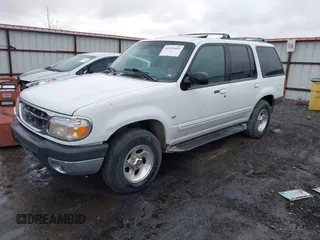 1999 Ford Explorer XLT с VIN 1FMDU35P8XZB68807, выставлен на аукционе IAAI как лот 41939409 с пробегом 169 657 миль миль и . История ставок и продаж доступна на DreamBid. Изображение 2.