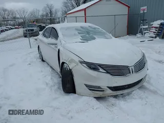 2015 Lincoln MKZ z VIN 3LN6L2JK2FR603436, wystawiony jako IAAI lot #41598218 z przebiegiem 107 059 mil mil oraz . Historia ofert i sprzedaży dostępna na DreamBid. Obrazek 1.