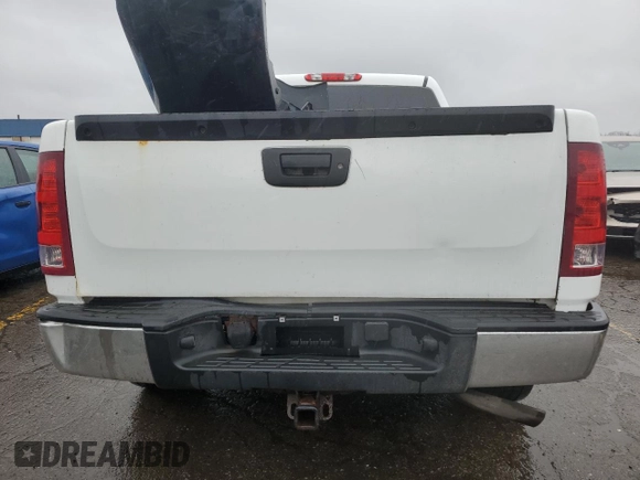 2013 GMC Sierra 1500 Work Truck z VIN 3GTP1TEA4DG343720, wystawiony jako Copart lot #51460125 z przebiegiem 144 313 mil mil oraz Czysty tytuł • Clean title. Historia ofert i sprzedaży dostępna na DreamBid. Obrazek 6.
