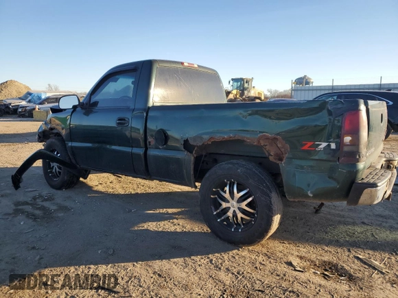 2002 Chevrolet Silverado 1500 LS with VIN 1GCEK14T42Z347338, listed as a Copart auction lot 87610705 with 298,775 mi miles and Salvage Title. Bid and sale history available at carsss.com. Image 2.