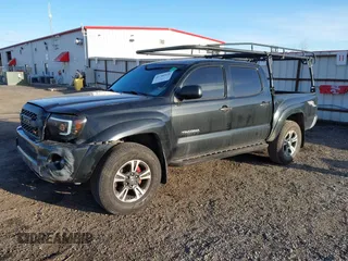 2006 Toyota Tacoma z VIN 5TELU42N26Z271569, wystawiony jako IAAI lot #41760118 z przebiegiem 123 299 mil mil oraz . Historia ofert i sprzedaży dostępna na DreamBid. Obrazek 17.