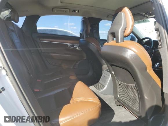 2018 Volvo S90 Inscription with VIN LVYBC0AL7JP031577, listed as a Copart auction lot 38838534 with 128,882 mi miles and Non Repairable. Bid and sale history available at carsss.com. Image 10.